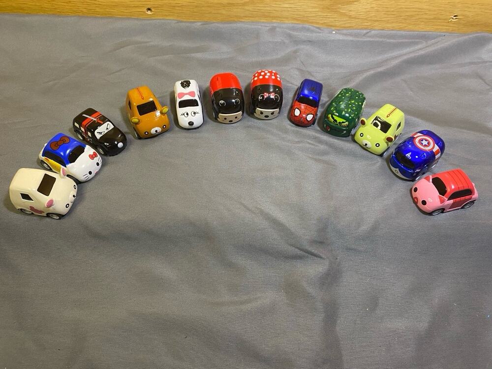 Tomica Character Mini Car 12 Pack Set Mickey Minnie Piglet Hello Kitty